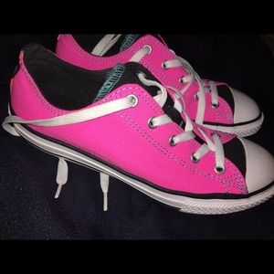 Hot pink converse
